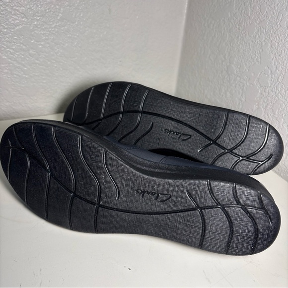 Clarks Collection 21951 Dark Navy Leather Slip On Shoes Size 10 - Picture 6 of 7